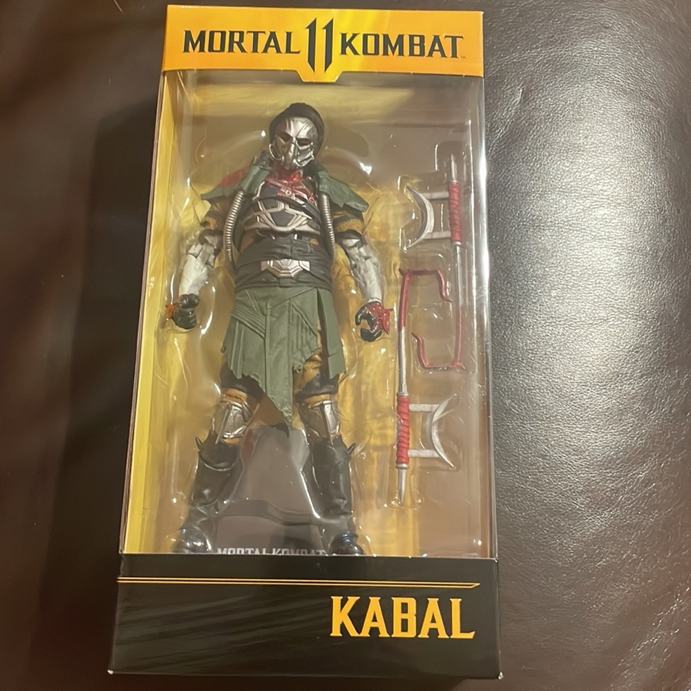 McFarlane Toys Mortal Kombat 11 Series 6 Kabal Action Figure [Bloody] - Picture 2 of 3